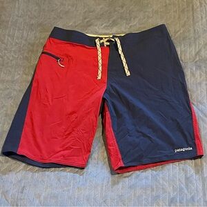 Patagonia board shorts‎ mens size 34 pre-owned condition red/blue
